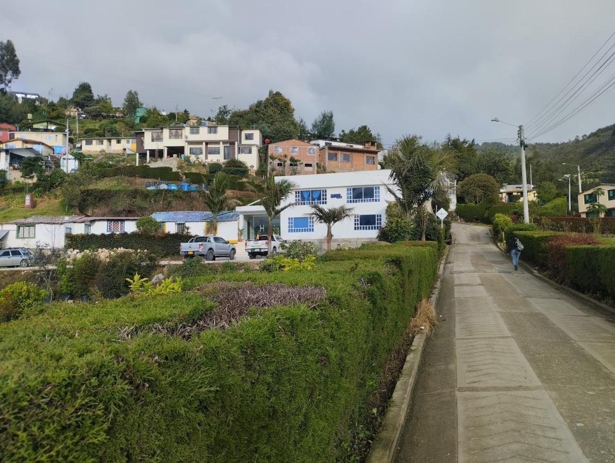 Hotel Colina Los Robles Gachancipa 외부 사진